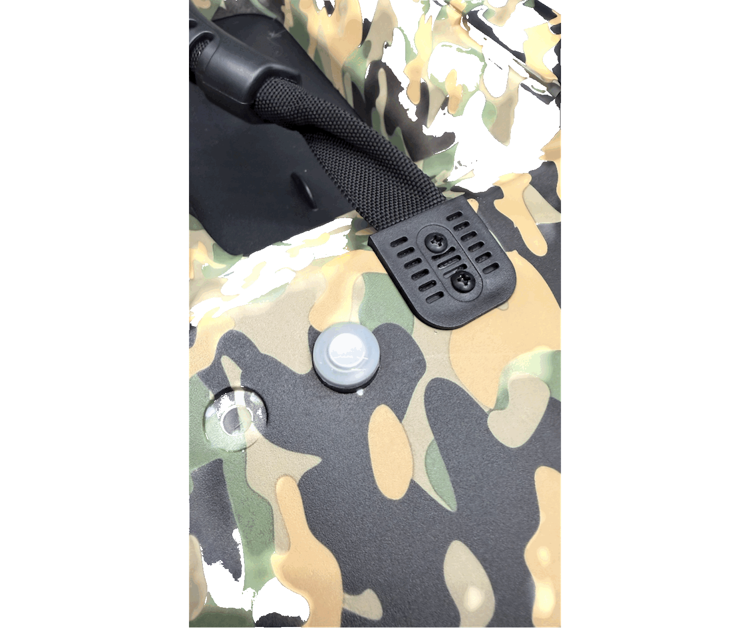 MANUOWELL ASSASSIN V2 CAMO — Vypínač