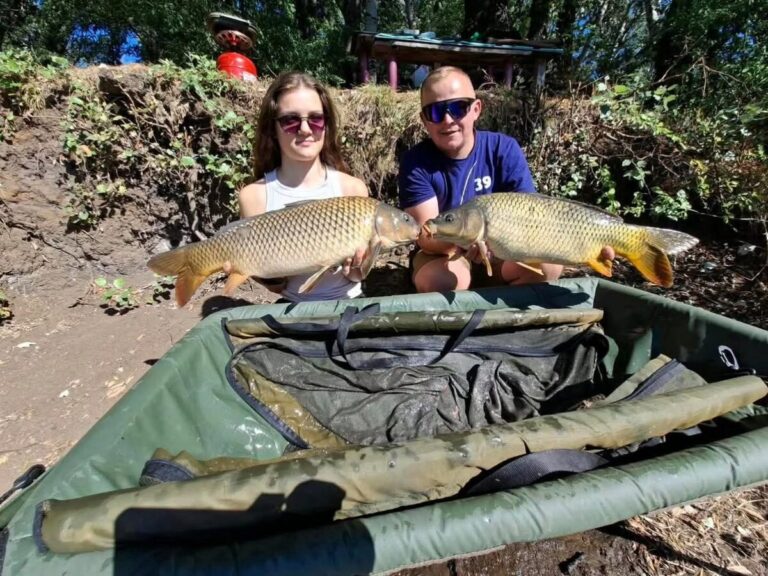 Michal a Elizabet: kapre na boilies Anaconda AI Carp Shellfish & Plum